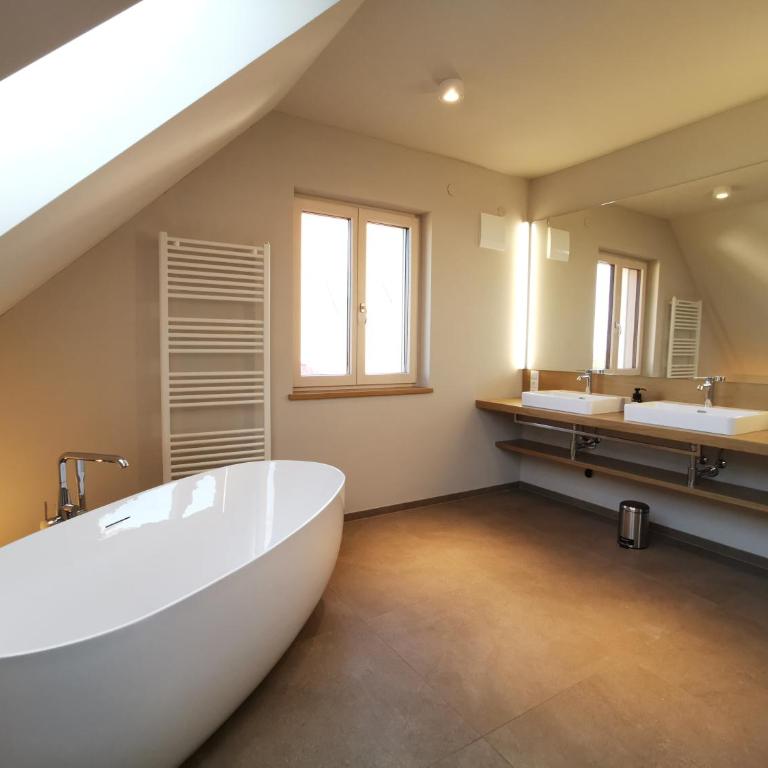 Stilvolles Ferienhaus Südsteiermark ruhige Lage top Aussicht & E-Ladestation - Haus mit 3 Schlafzimmern - 3