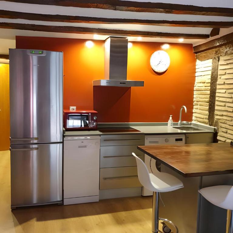 Segundo Caballerias, centrico al lado Catedral, Aire Acondicionado - Apartamento de 2 dormitorios - 6