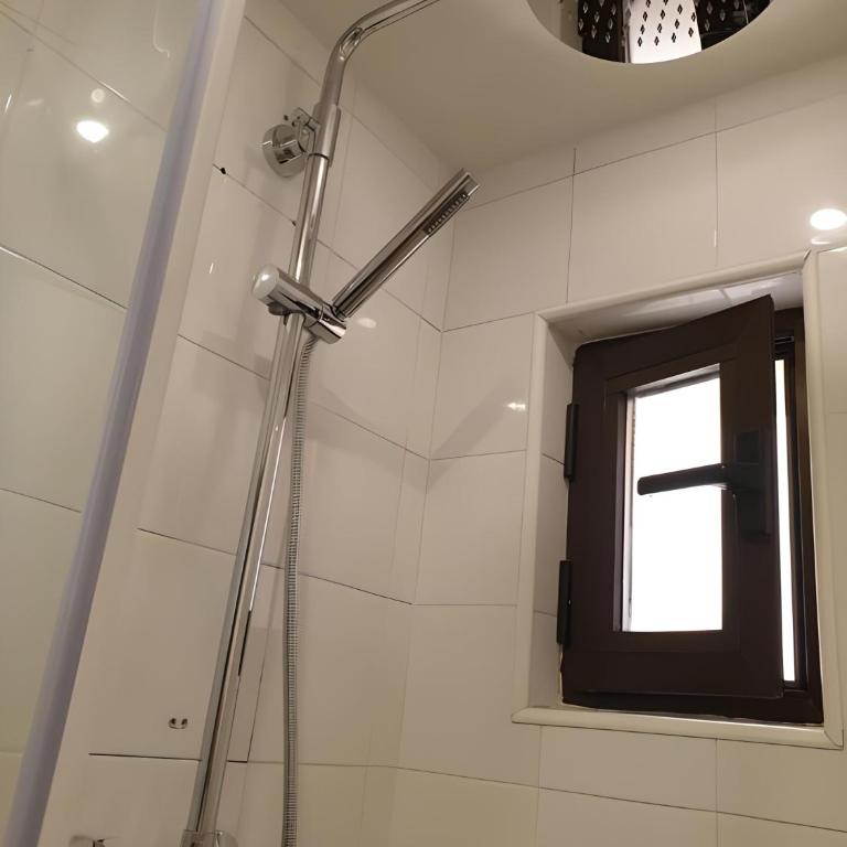 Segundo Caballerias, centrico al lado Catedral, Aire Acondicionado - Apartamento de 2 dormitorios - 28