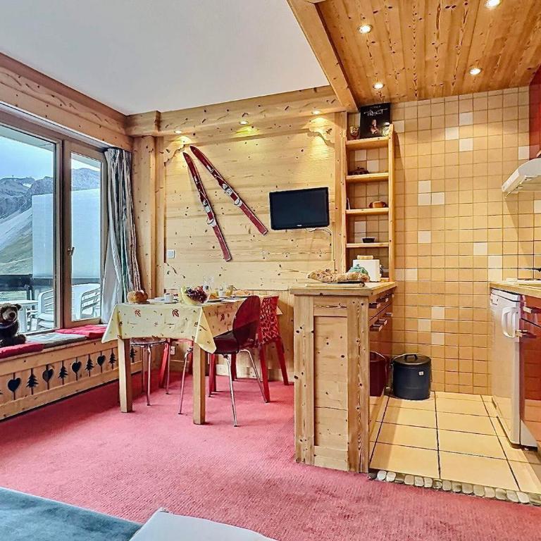 Tignes: Appartement 30m², 4 pers, Balcon au pied des pistes - FR-1-411-482 - Apartment - 4