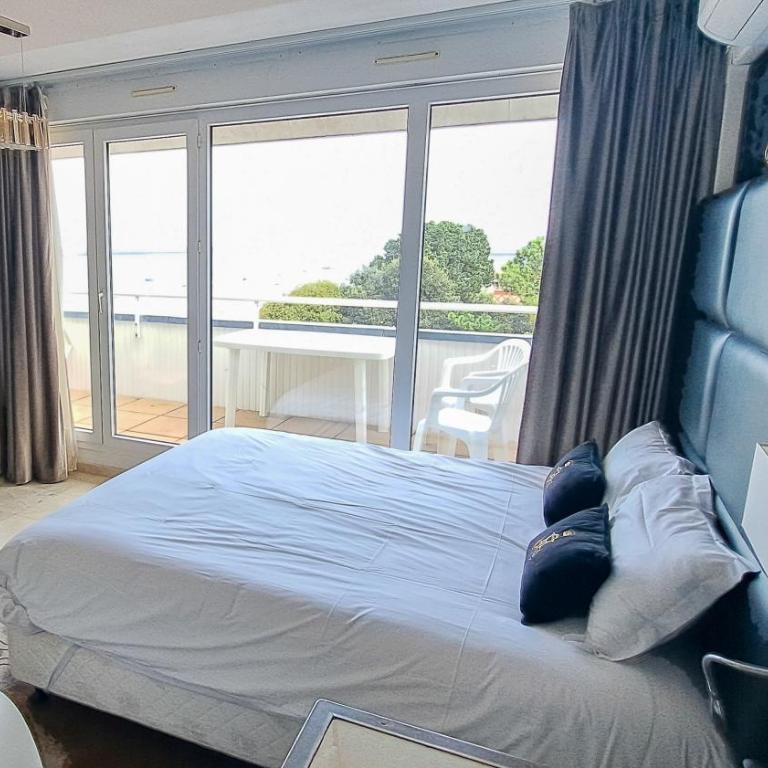 Appart'hôtel Le Trianon - Studio - Vue sur Mer - 11