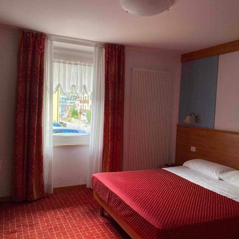 Hotel Londra Slow Living Molveno - Camera Matrimoniale Economy - 1