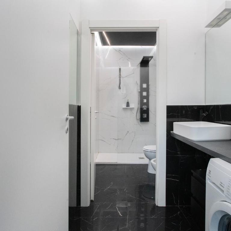 Elegant Sweet Home Suite - Milan, 15 minute Duomo - Appartamento con 1 Camera da Letto - 4