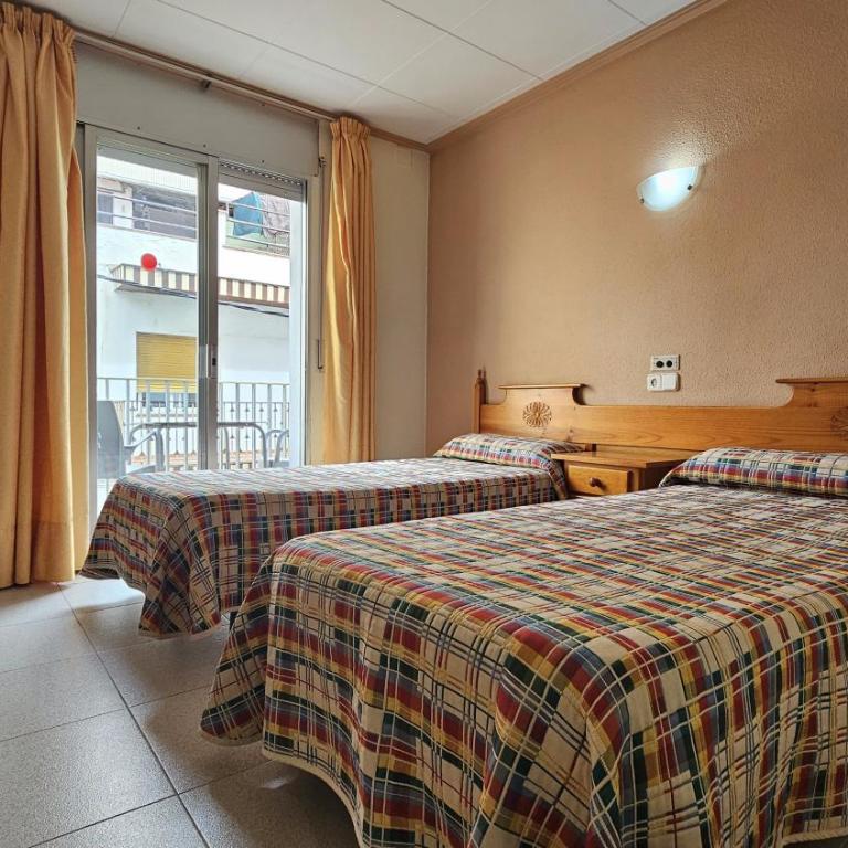 Hostal Los Maños - Habitación Doble - 2 camas - 1
