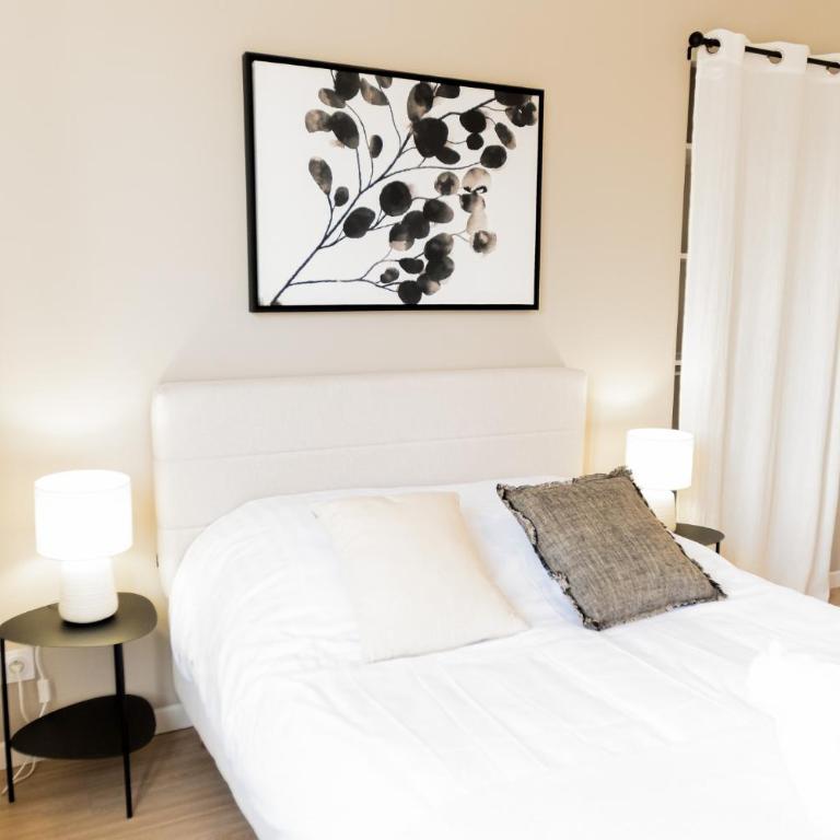 Le moderne - Beau T2 - Belle vue sur les quais - Centre - Tram - Appartement 1 Chambre - 12