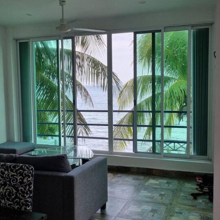 On The Beach 2 - Seaside Sunrise Haven- Sea View - One-Bedroom Apartment - 31
