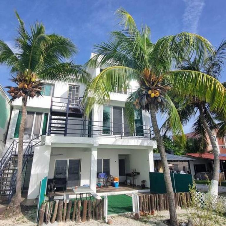On The Beach 2 - Seaside Sunrise Haven- Sea View - One-Bedroom Apartment - 64