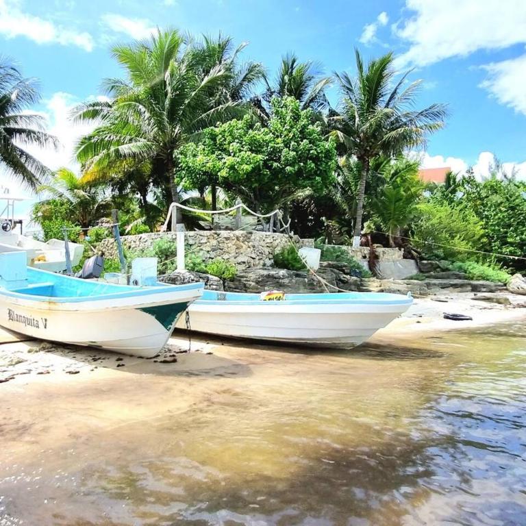 On The Beach 2 - Seaside Sunrise Haven- Sea View - One-Bedroom Apartment - 70