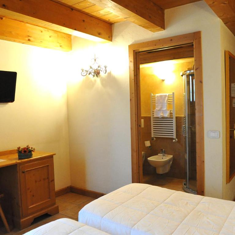 Garnì Astoria Hotel & SPA - Camera Matrimoniale/Doppia con Letti Singoli - 10