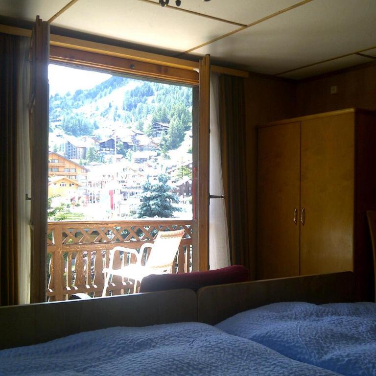 Hotel Cima - Doppelzimmer mit Gemeinschafts-WC - 6