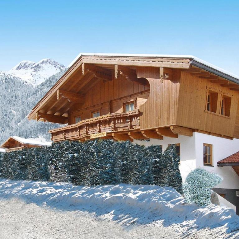 House in Krimml near Waterfalls & Hiking Trails - Apartment mit 2 Schlafzimmern - 16