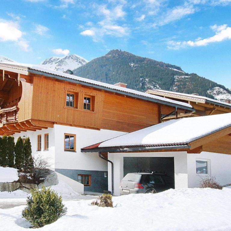 House in Krimml near Waterfalls & Hiking Trails - Apartment mit 2 Schlafzimmern - 1