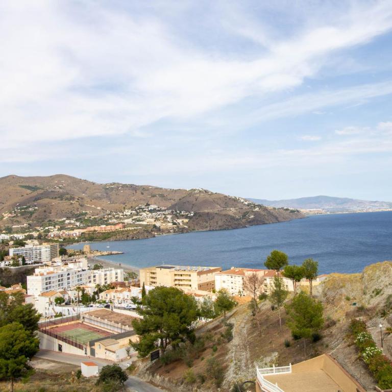 RentitSpain - Almuñecar - Vistas Increíbles al mar en Apartamentos Lambda - Apartamento de 3 dormitorios - 25