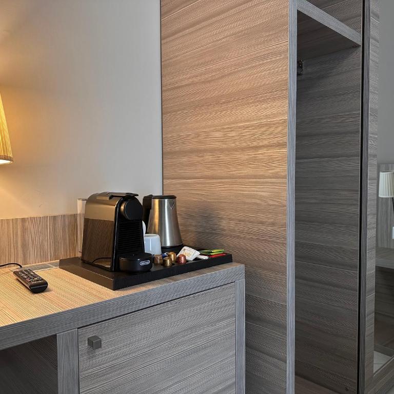 Art Suite nel Cuore di Napoli - Triple Room - 1