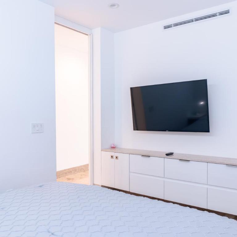 Contemporary Design Oceana 422 Playa del Carmen Condo - Two-Bedroom Apartment - 41