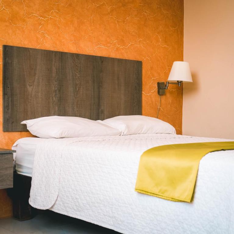 HOTEL MANTA BEACH MADRIGAL - Habitación Estándar - 1 cama grande - 4