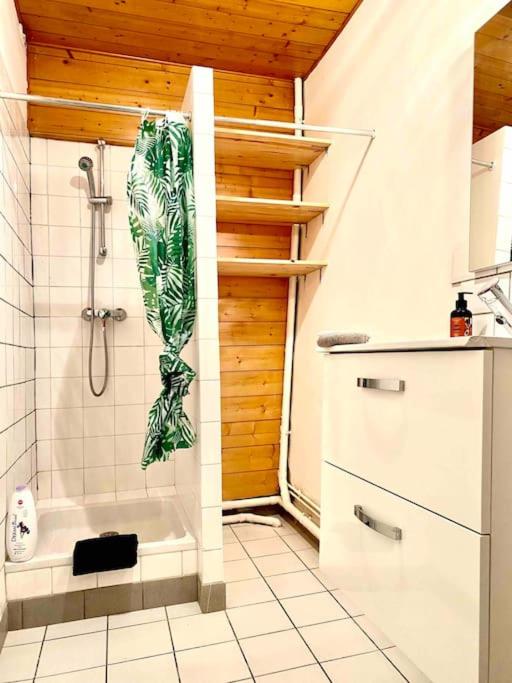 2 T2 proche place Carnot BOX A BAGAGES GRATUITS - Appartement 1 Chambre - 5