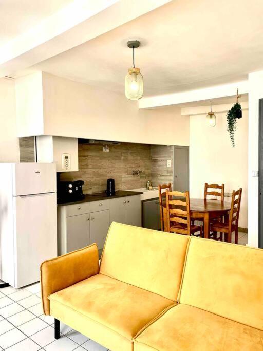2 T2 proche place Carnot BOX A BAGAGES GRATUITS - Appartement 1 Chambre - 1
