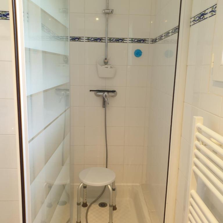 Appartement T2 - au calme et proche centre ville - idéal curistes et vacanciers - Appartement 1 Chambre - 32