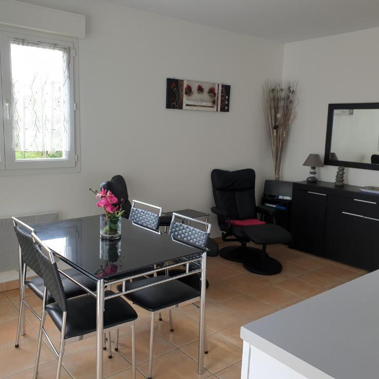 Appartement T2 - au calme et proche centre ville - idéal curistes et vacanciers - Appartement 1 Chambre - 15