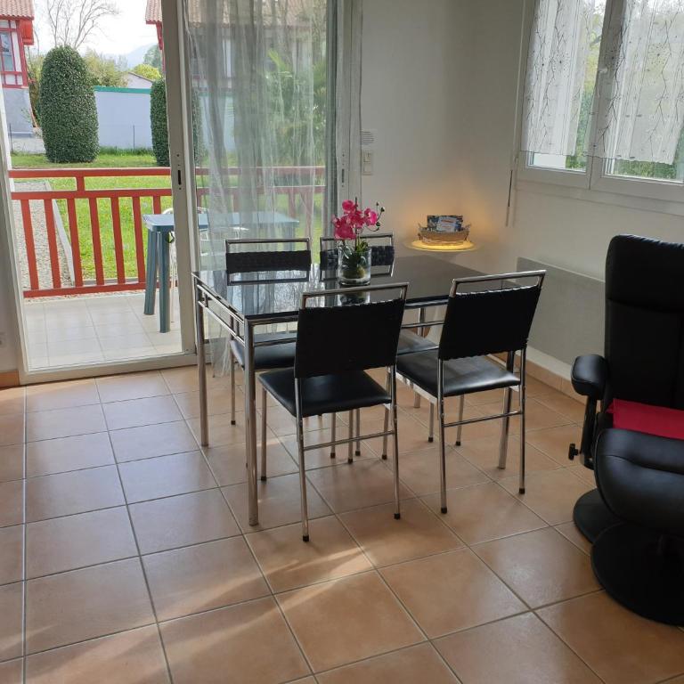 Appartement T2 - au calme et proche centre ville - idéal curistes et vacanciers - Appartement 1 Chambre - 16