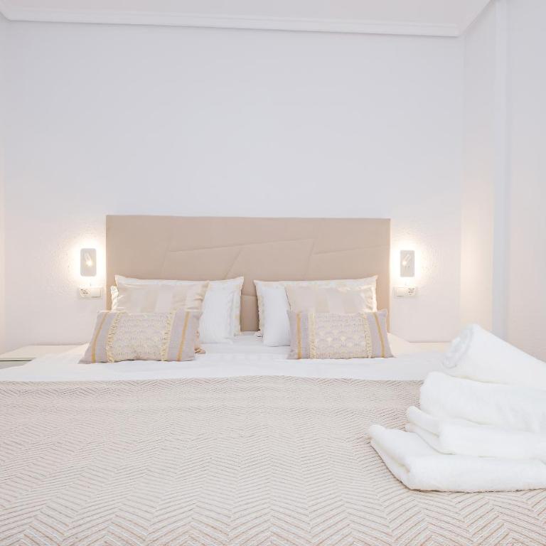Holiday Suite Franka - One-Bedroom Apartment - 13