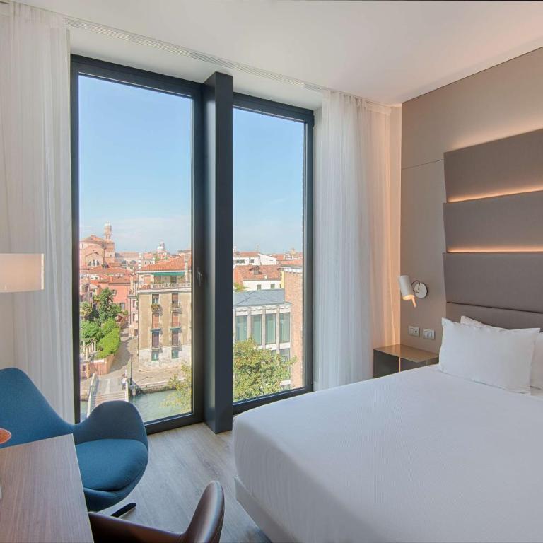 Avani Rio Novo Venice Hotel - Superior Double or Twin Room with Canal View - 1