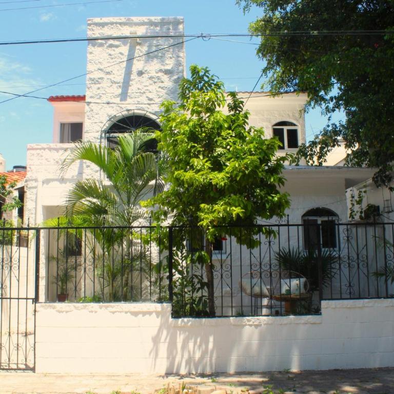 Casa Palmita - Five-Bedroom House - 1