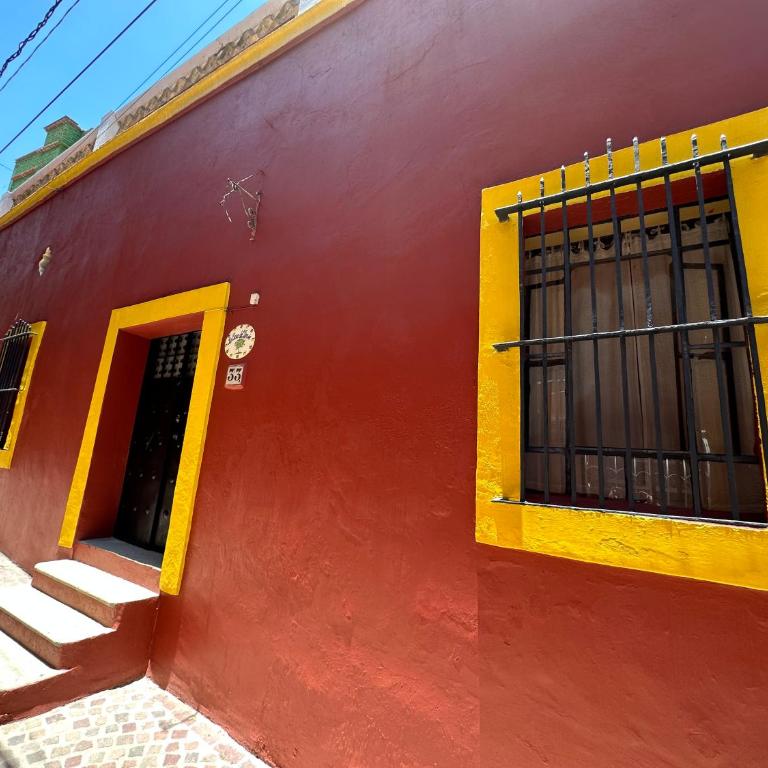 Antigua Casa del Limon - Three-Bedroom House - 1