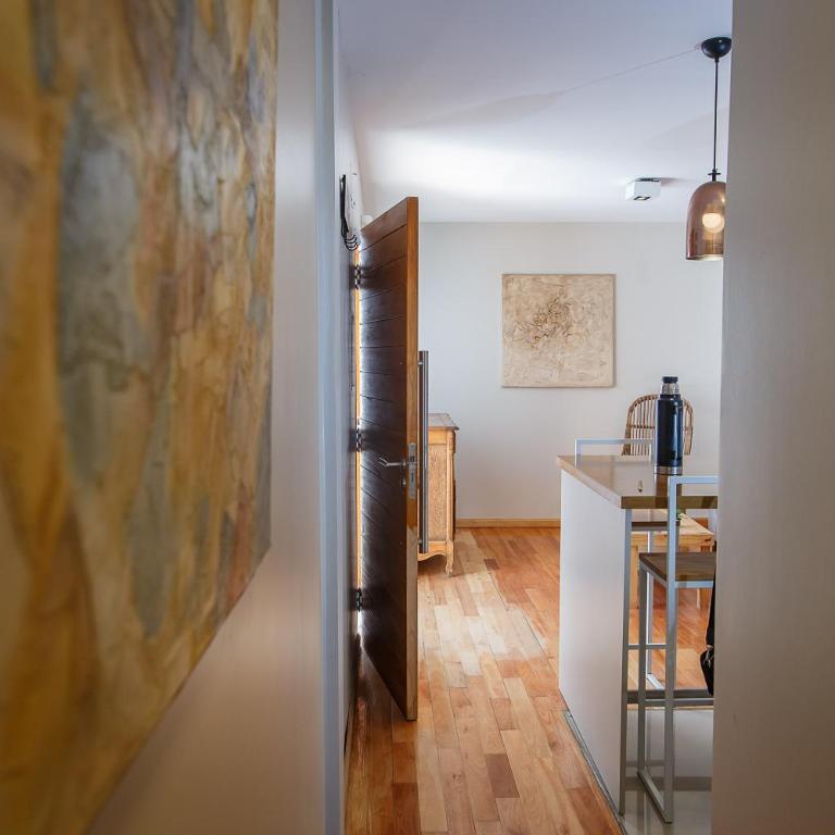 Yerba Buena Lofts - 2 Ambientes con Cochera - One-Bedroom Apartment - 18