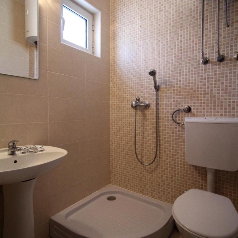 Apartments Vila Galileo - Dvokrevetna Soba sa Bračnim Krevetom - 2