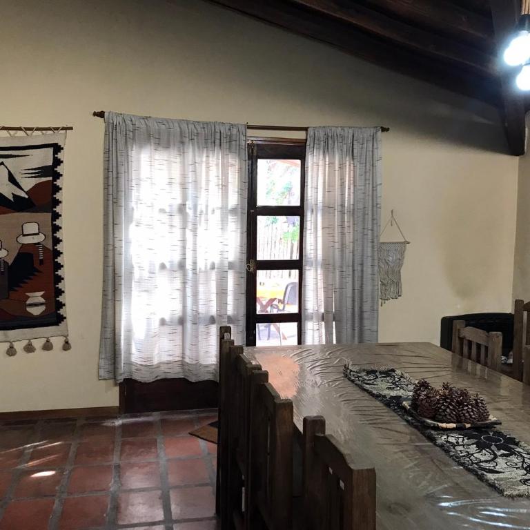 Amplia casa en Chacras de Coria - Casa de 4 dormitorios - 13