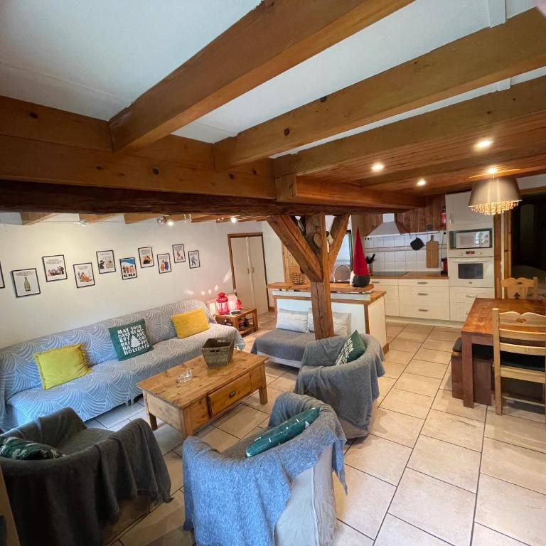 Le CHAL HEUREUX bel appartement dans vieille ferme de montagne rénovée - Appartamento - 4