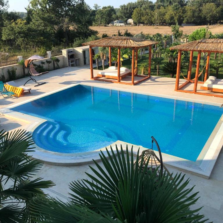Villa 100 Palme - Vila sa Sopstvenim Bazenom - 7