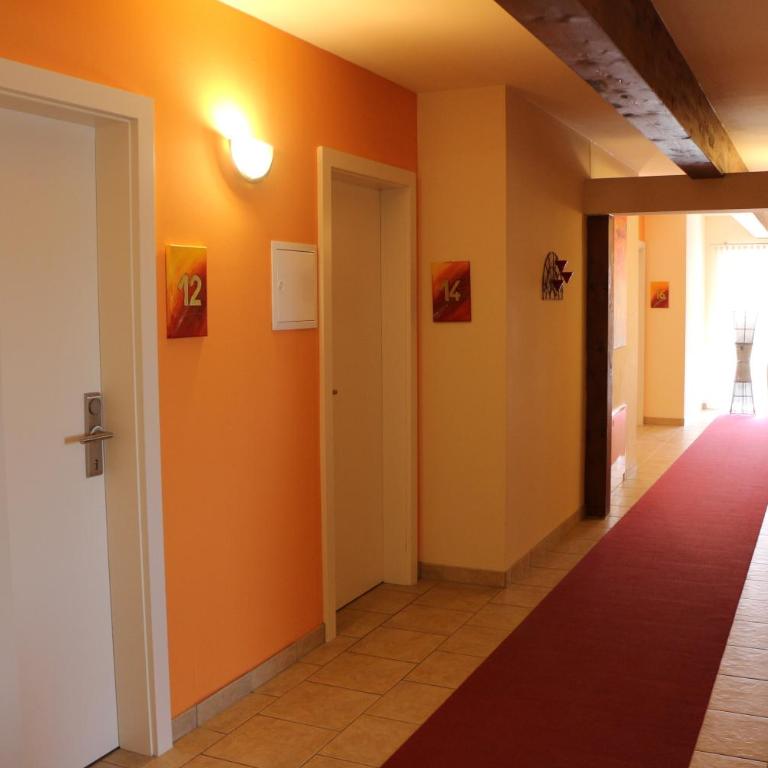 Hotel Checkin - Doppel- oder Zweibettzimmer - 7