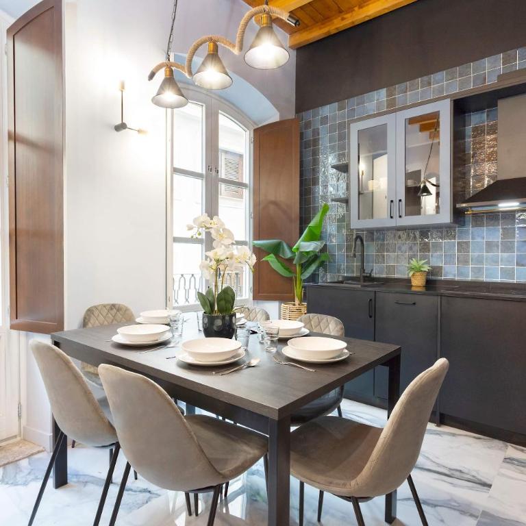 Genteel Home Catedral Granada - Superior Apartment - 8