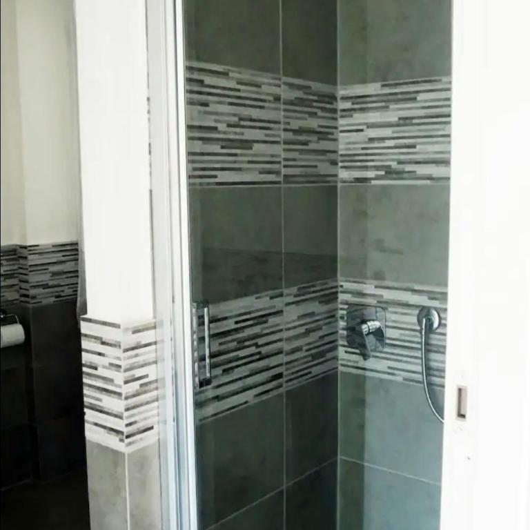 Piccola Flo rooms - Double Room with Private Bathroom - 6