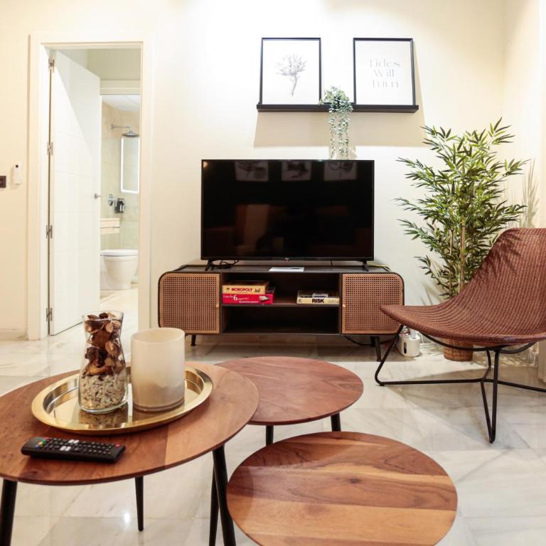 MonKeys Apartments Cervantes - Two-Bedroom Apartment - 8
