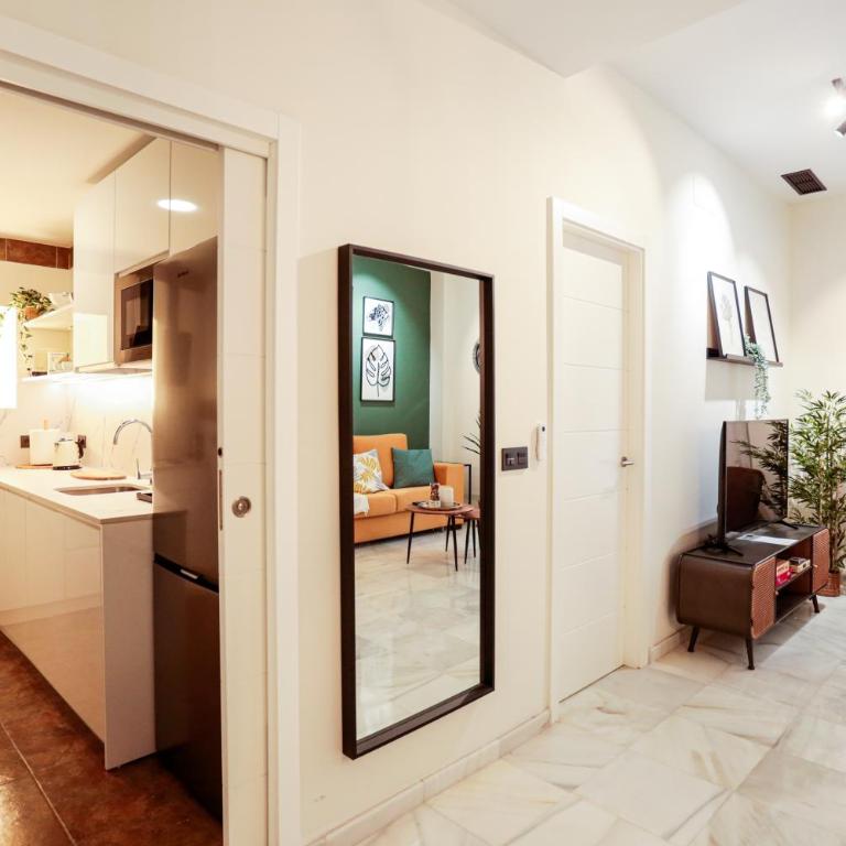 MonKeys Apartments Cervantes - Two-Bedroom Apartment - 16
