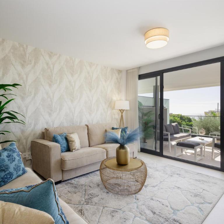 Magnificent apartment, close to the beach, in Estepona - Two-Bedroom Apartment - 20