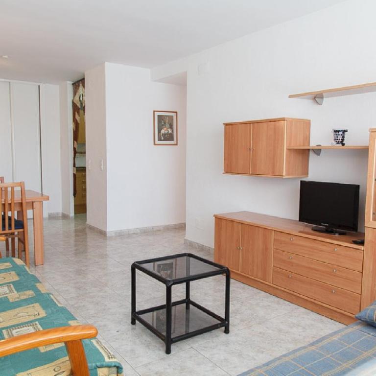UHC Village Park Apartments - Apartamento de 2 dormitorios - 25