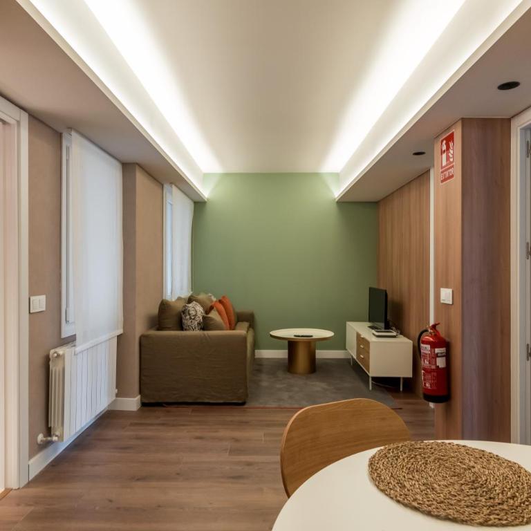 Modern Stylish - 2 Bedrooms 1 Bath - Cuzco - Two-Bedroom Apartment - 1