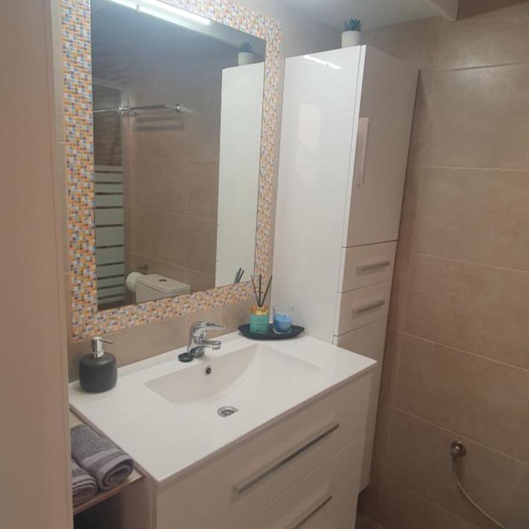Precioso apartamento en complejo residencial con piscina y vistas al mar - Apartamento de 2 dormitorios - 15