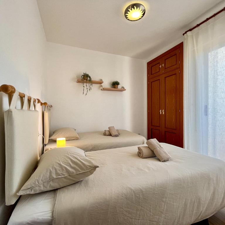 Appartement spacieux avec terrasse et piscine - Two-Bedroom Apartment - 6