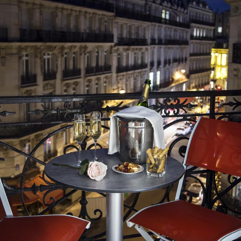 Vestay George V - King Suite with Balcony - 4