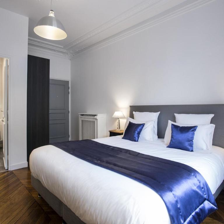 Vestay George V - King Suite with Balcony - 2