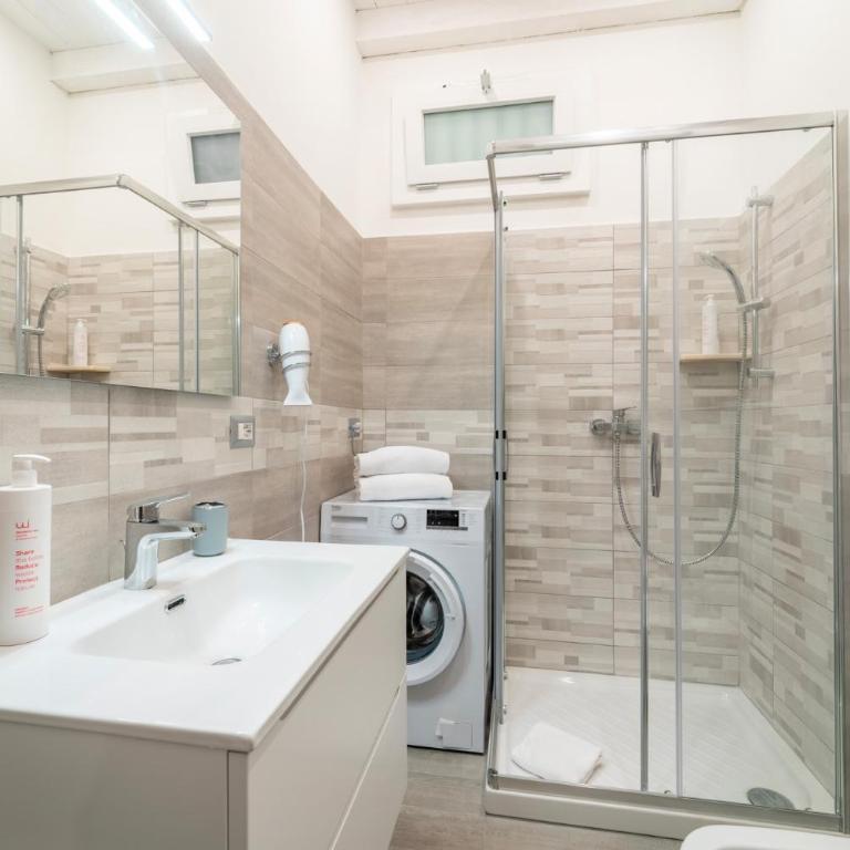 Modern Apartment at Via Carloni by Wonderful Italy - Appartamento - 13