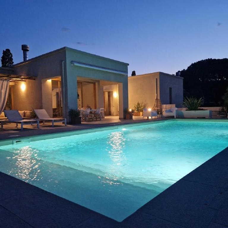La Suite con Piscina Privata - Appartamento con 2 Camere da Letto e con Piscina Privata - 2
