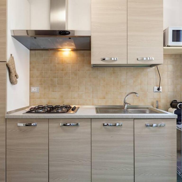 Ferrari - AC -Wifi - Flexyrent Apartment - Appartamento con 1 Camera da Letto - 5