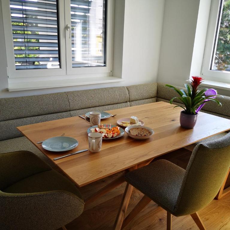 Spacy Apartment next to the center of Graz with terrasse - Apartment mit 1 Schlafzimmer - 4